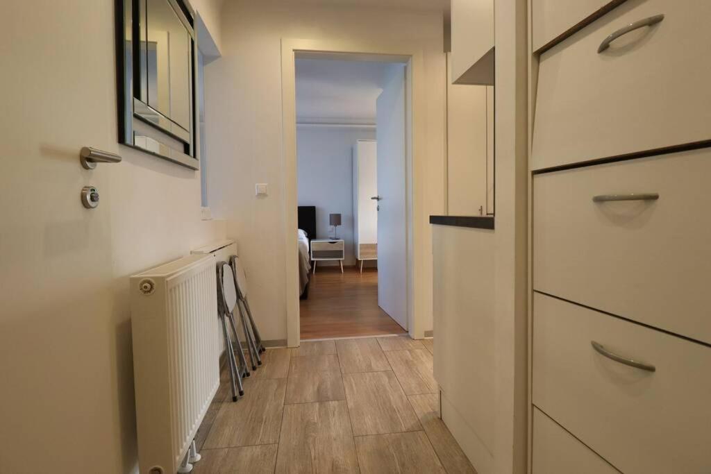 Brilliant View: Balcony Home, Modern, Stylish And Newly Renovated Vídeň Exteriér fotografie